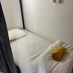 Spanglish אכסניה בנידורם